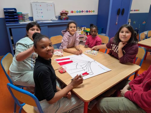 2025-04-Projection-des-photos-du-projet-cirque-007