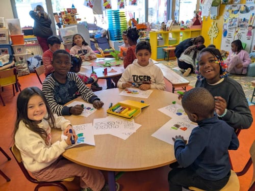 2025-04-Projection-des-photos-du-projet-cirque-012