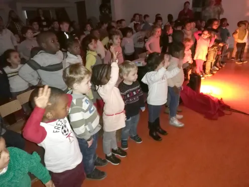 2019-12-Spectacle-offert-par-St-Nicolas-002