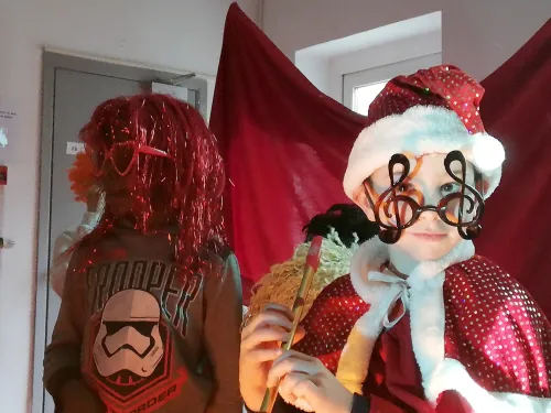 2019-12-Spectacle-offert-par-St-Nicolas-005