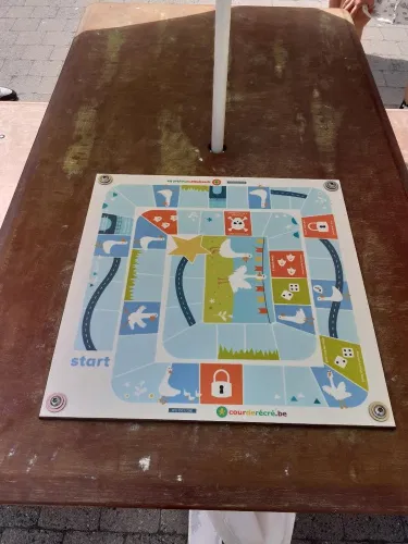 2021-06-La-cour-de-recreation-005