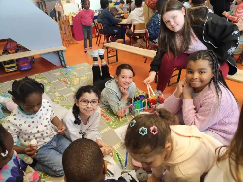 2025-04-Projection-des-photos-du-projet-cirque-011