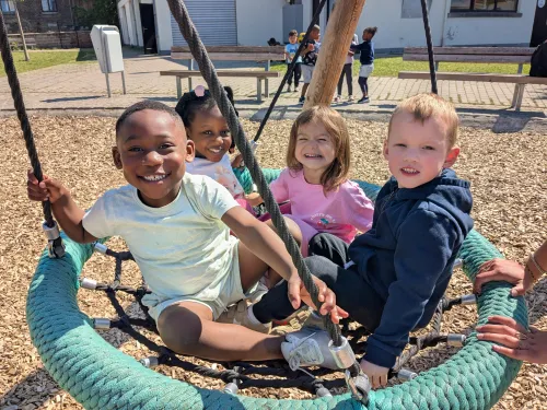 2025-05-A-la-plaine-de-jeux-007 (1)